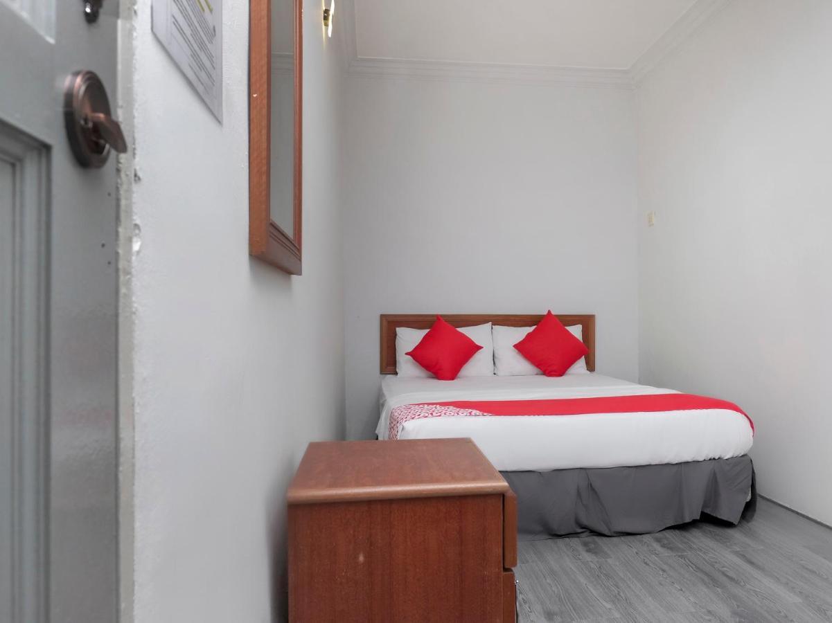 Oyo 90120 Mi Hotel Dungun Eksteriør billede