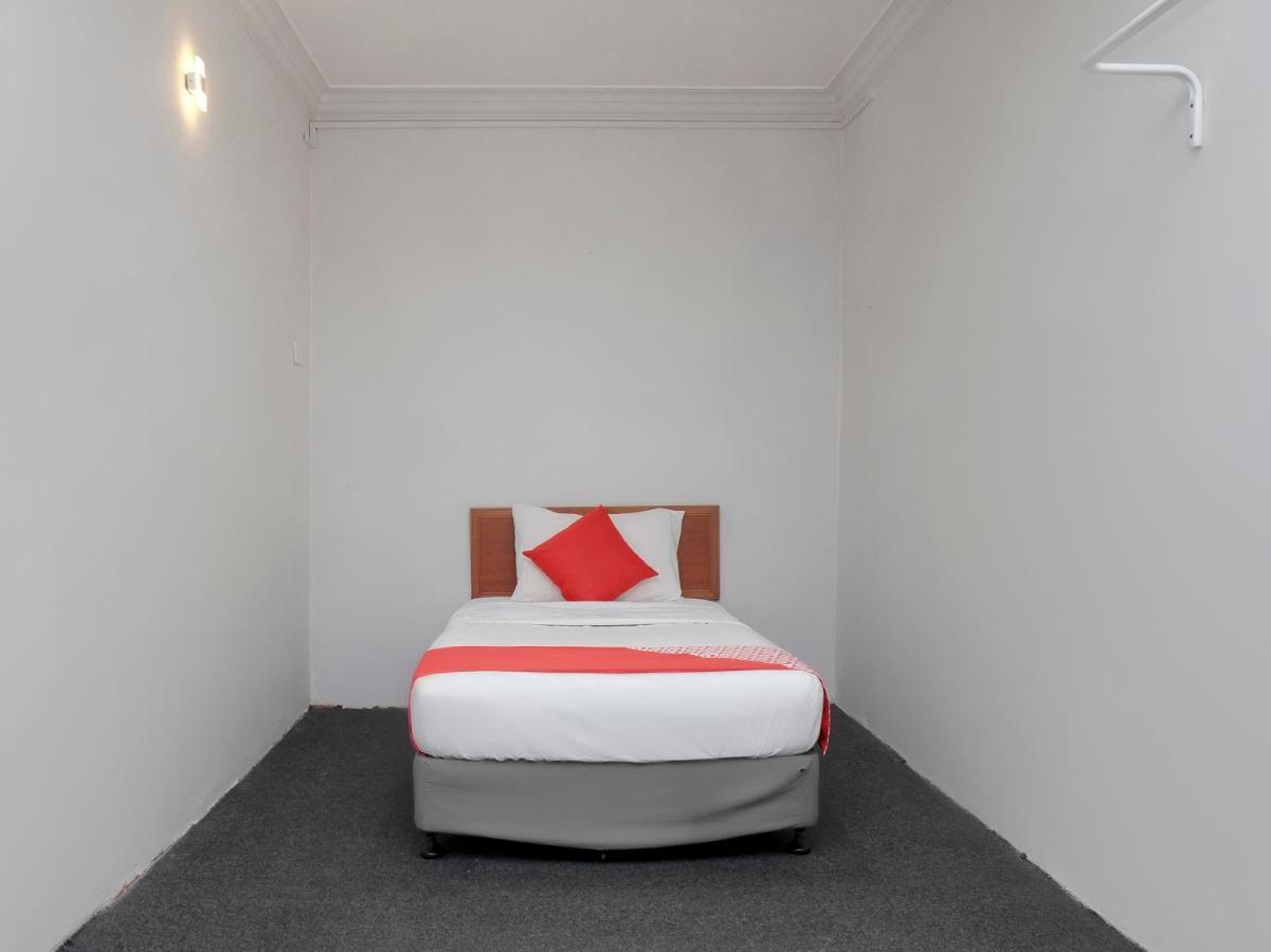 Oyo 90120 Mi Hotel Dungun Eksteriør billede